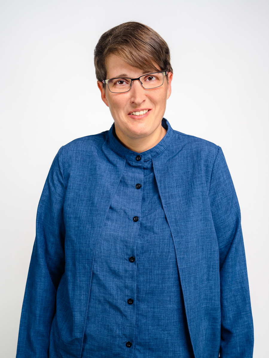 Ein Portrait der Mitarbeiterin Henriette Ortel.